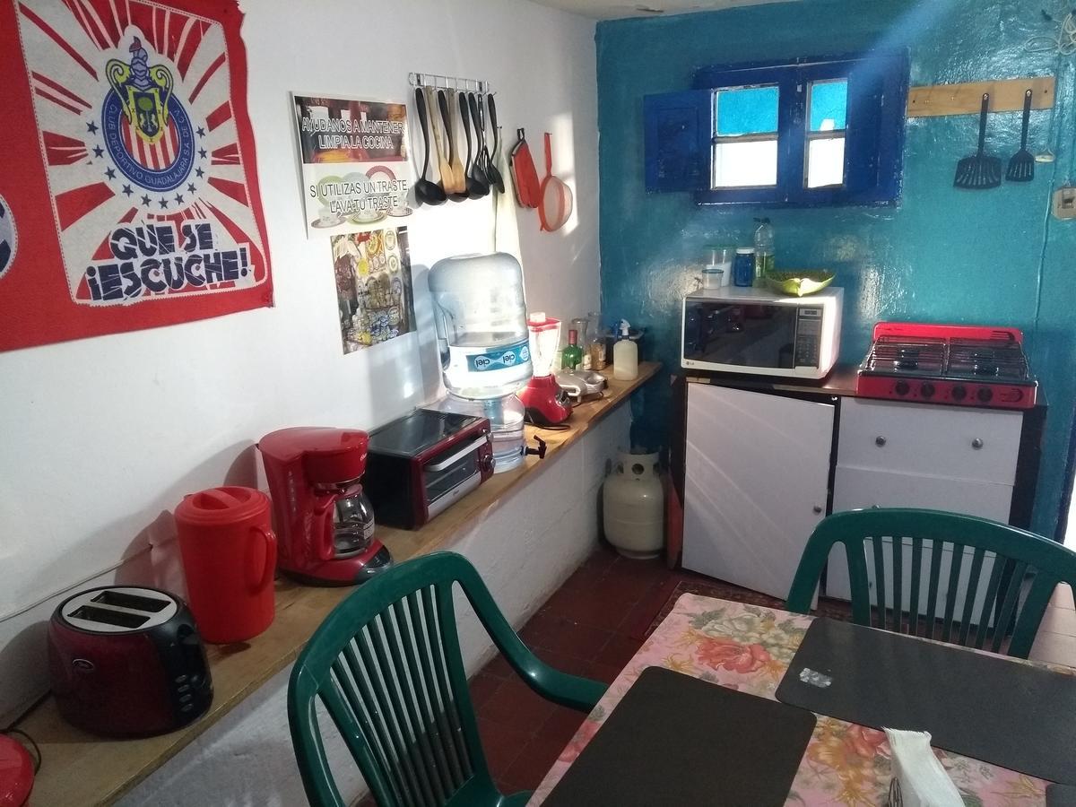 Hostal Casa Anita Гуадалахара Екстериор снимка
