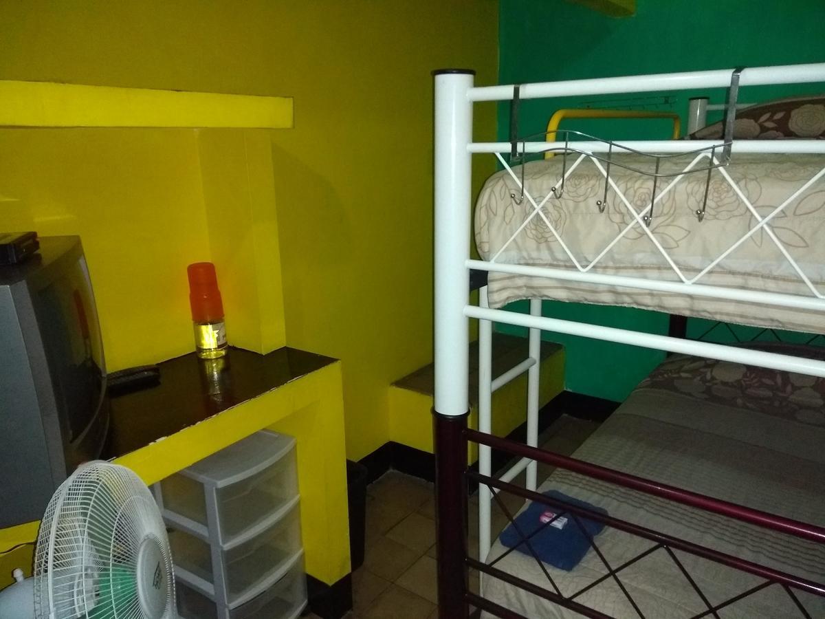 Hostal Casa Anita Гуадалахара Екстериор снимка